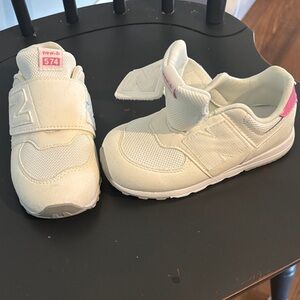 New Balance Kids Cream and Pink Sneakers